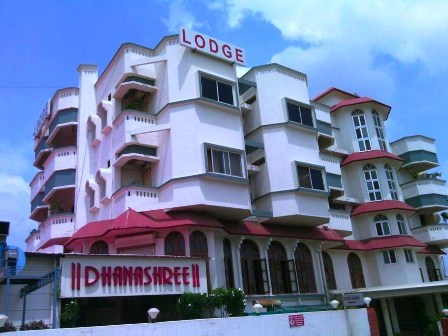 Dhanashree Hospitality Hotel Pandharpur Exterior foto